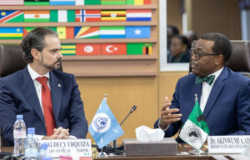 Criminalité financière en Afrique : Signature d’un accord entre la Bad et interpol pour intensifier la lutte