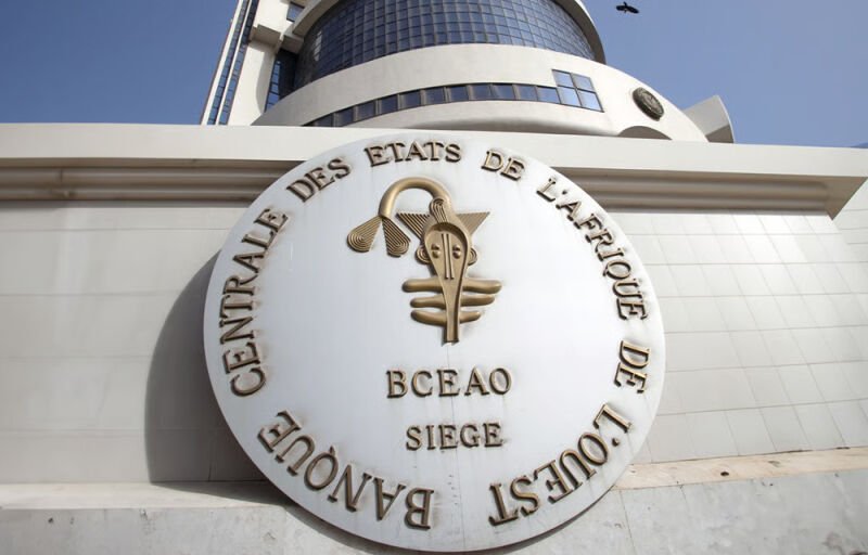 UEMOA : La BCEAO met en circulation 13.672,9 milliards de FCFA en 2024, un bond de 2.003,4 milliards sur un an