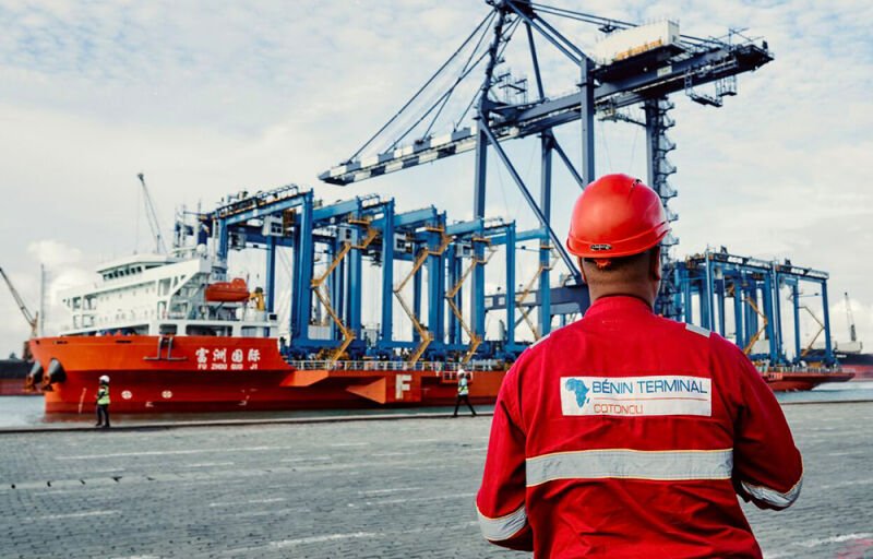 Port Autonome de Cotonou : Installation d’un nouveau portique de quai de dernière génération