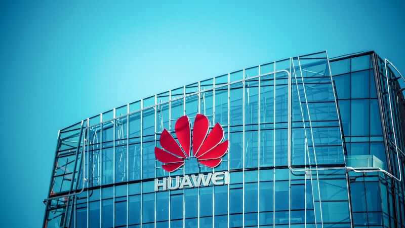 Tech : Huawei installe un centre de formation à l’Université d’Abomey-Calavi