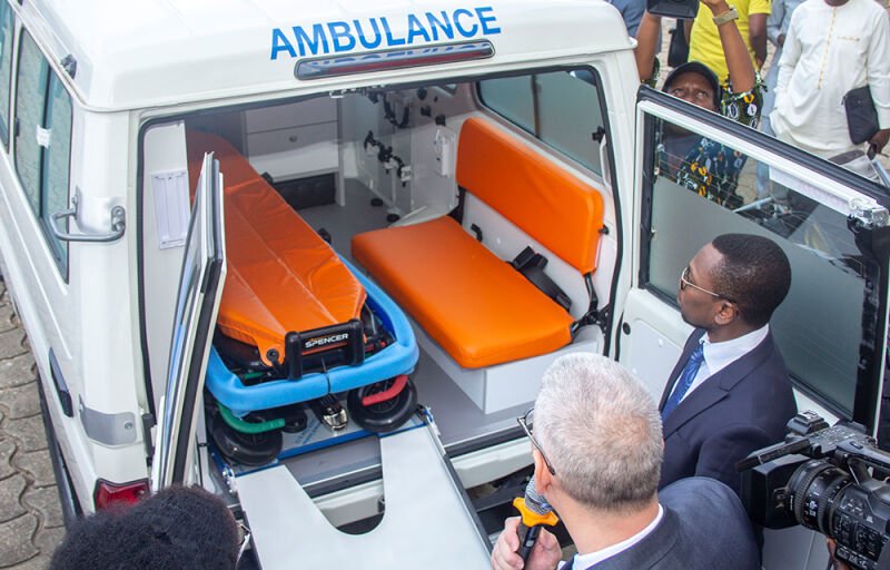 Acquisition de 144 ambulances : 7.429.093.480 FCFA décaissés pour la santé publique