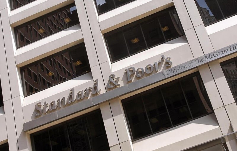 Standard & Poor’s : L’agence maintient la notation du Bénin à ‘BB-’ et rehausse la perspective de ‘Stable’ à ‘Positive’