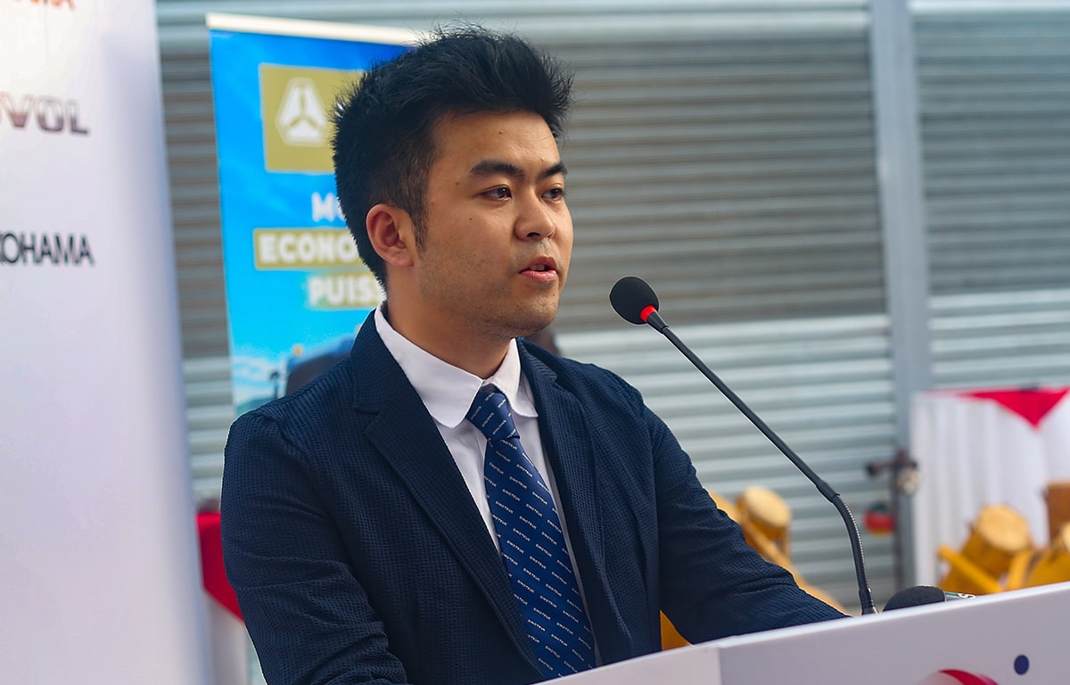 Wu Hongshu, Repr&eacute;sentant de SINOTRUK