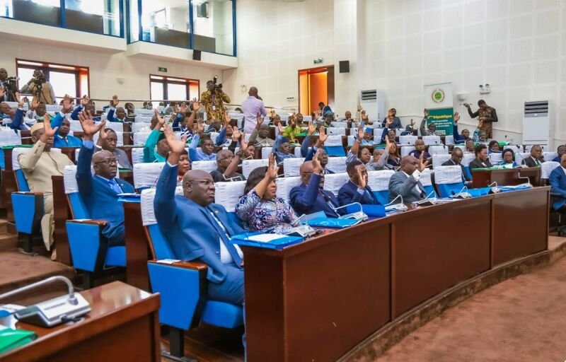 Faux monnayage : Le Togo adopte un texte pour lutter contre le phénomène