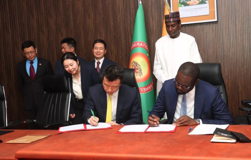Hydrocarbures : La Chine et le Niger signent des accords de 1 milliard de dollars